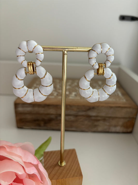 Boucles D’oreilles anneaux blancs